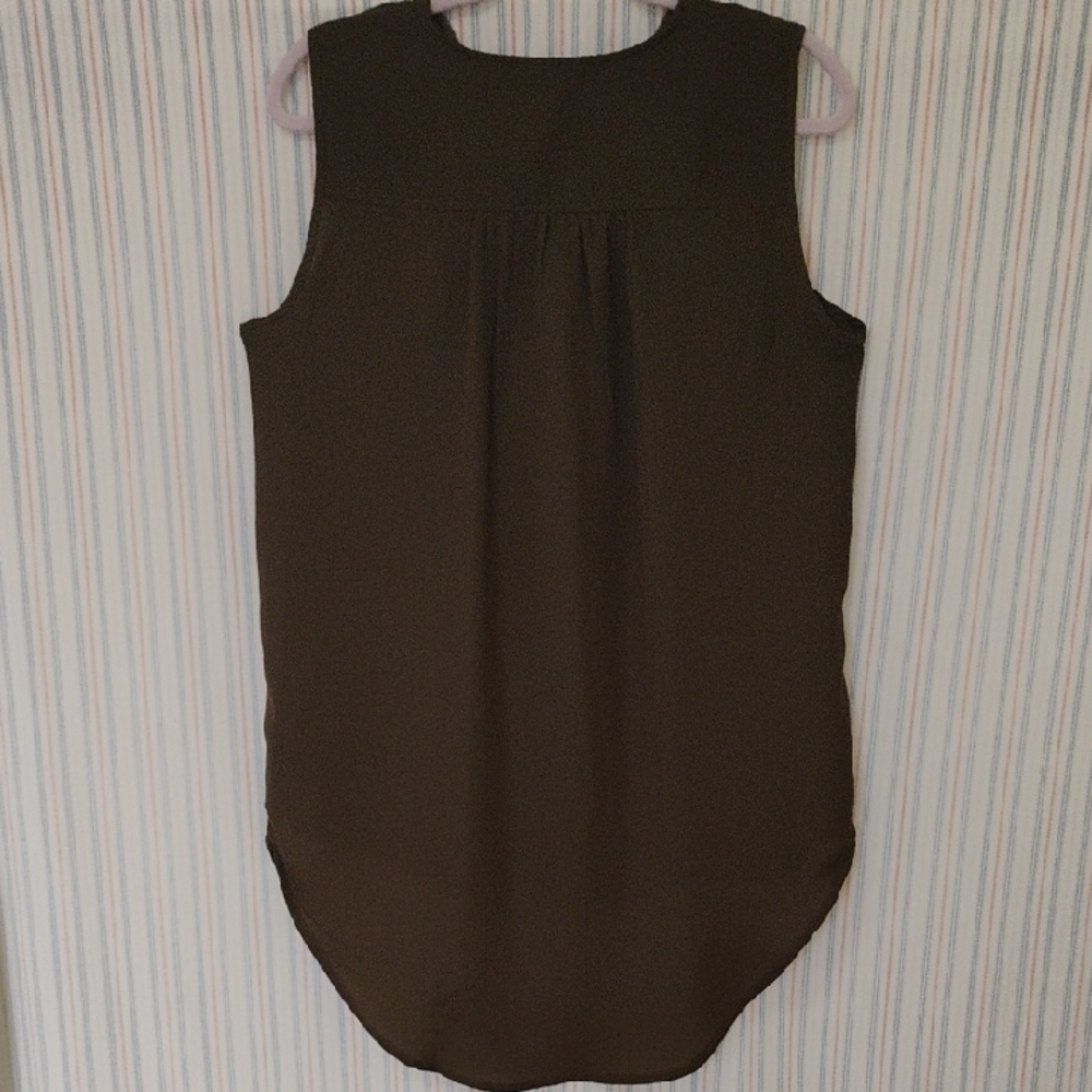 Mileage  Dark Olive Color Sleeveless Top  L - Picture 7 of 8